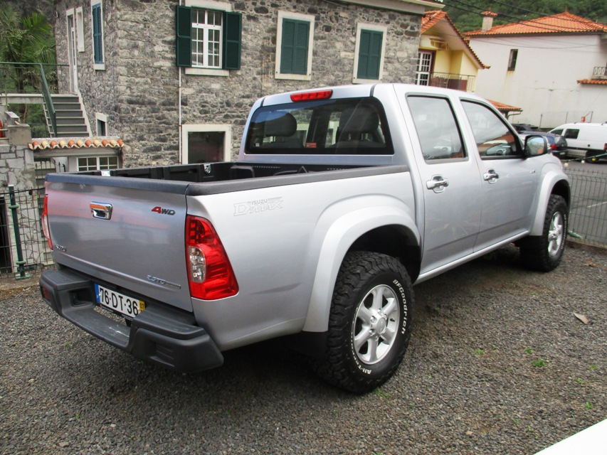 Isuzu D-MAX