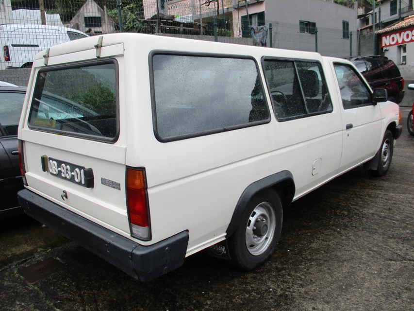 Nissan PICK UP